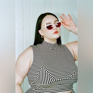 FASHION BRAND COMPANY Cream/Black Stripe Bikini Bod Crop Top - M